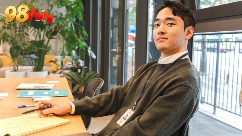 Tác giả 98WIN sinh ra trong gia đình tri thức